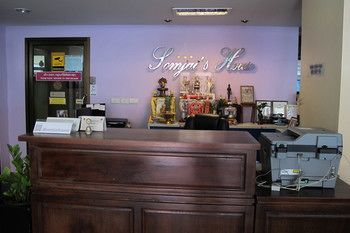 Somjai House Hotel Si Racha Luaran gambar